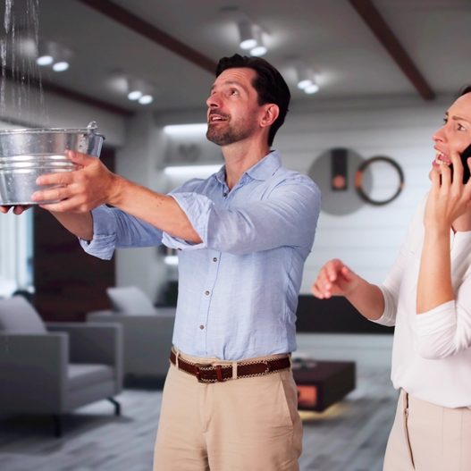 Emergency,Leak,Damage,Water,Leak,Or,Flood,From,Ceiling